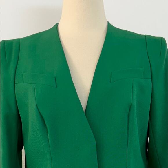 Escada Green 2-Piece Skirt Suit Blazer Wool Blend Green | Size 38 & 40 (US 8-10) - Picture 4 of 16